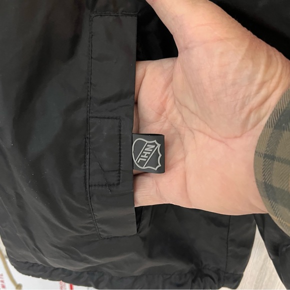 CCM NHL Authentic Pittsburgh Penguins Full Zip Logo Jacket Size Large Vintage - Picture 7 of 11